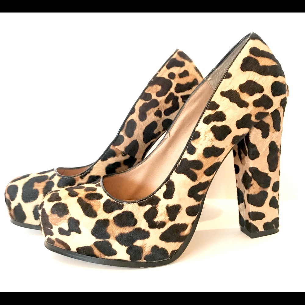 Steve Madden Leopard Pumps